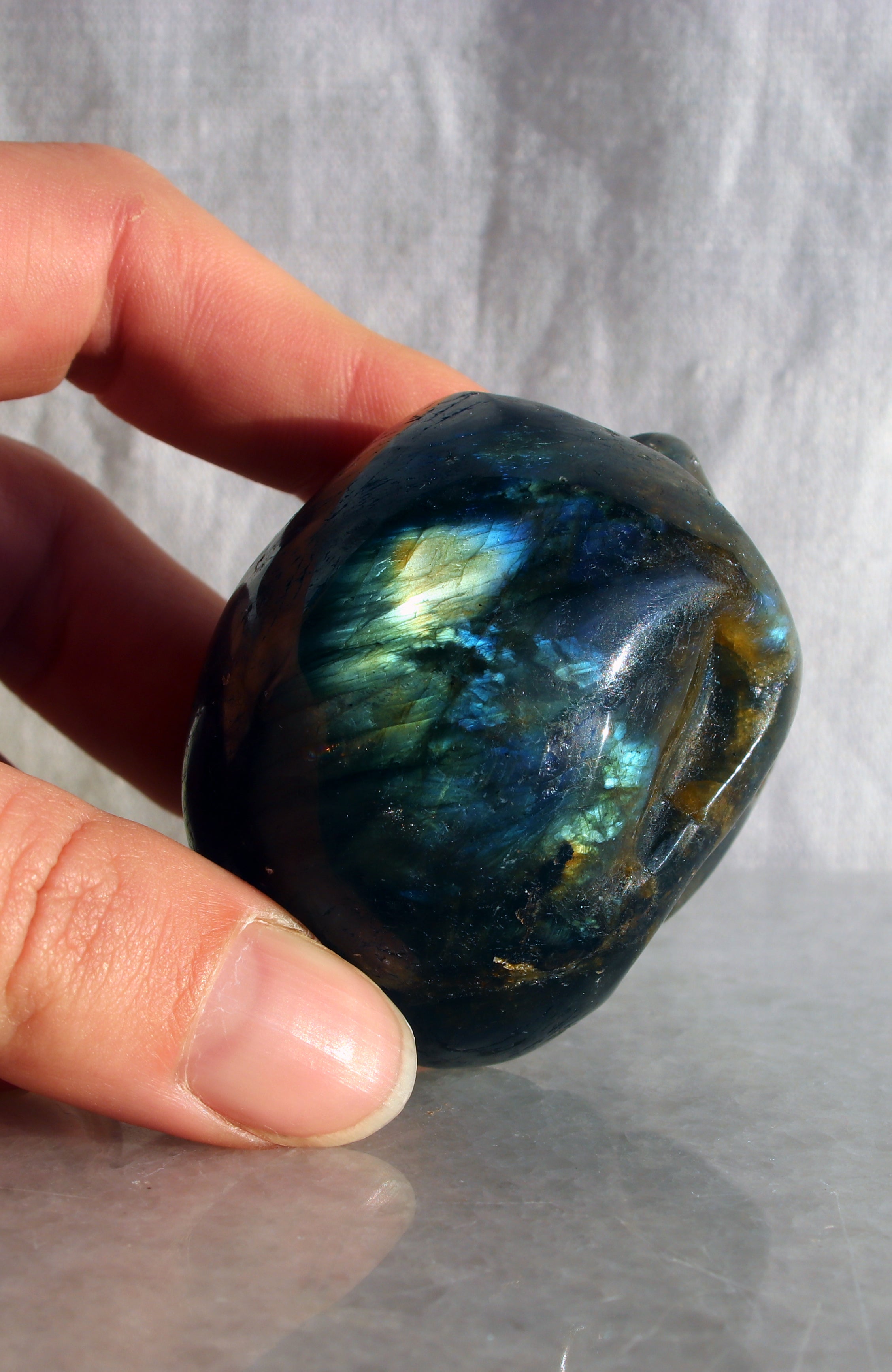 Labradorite Skull